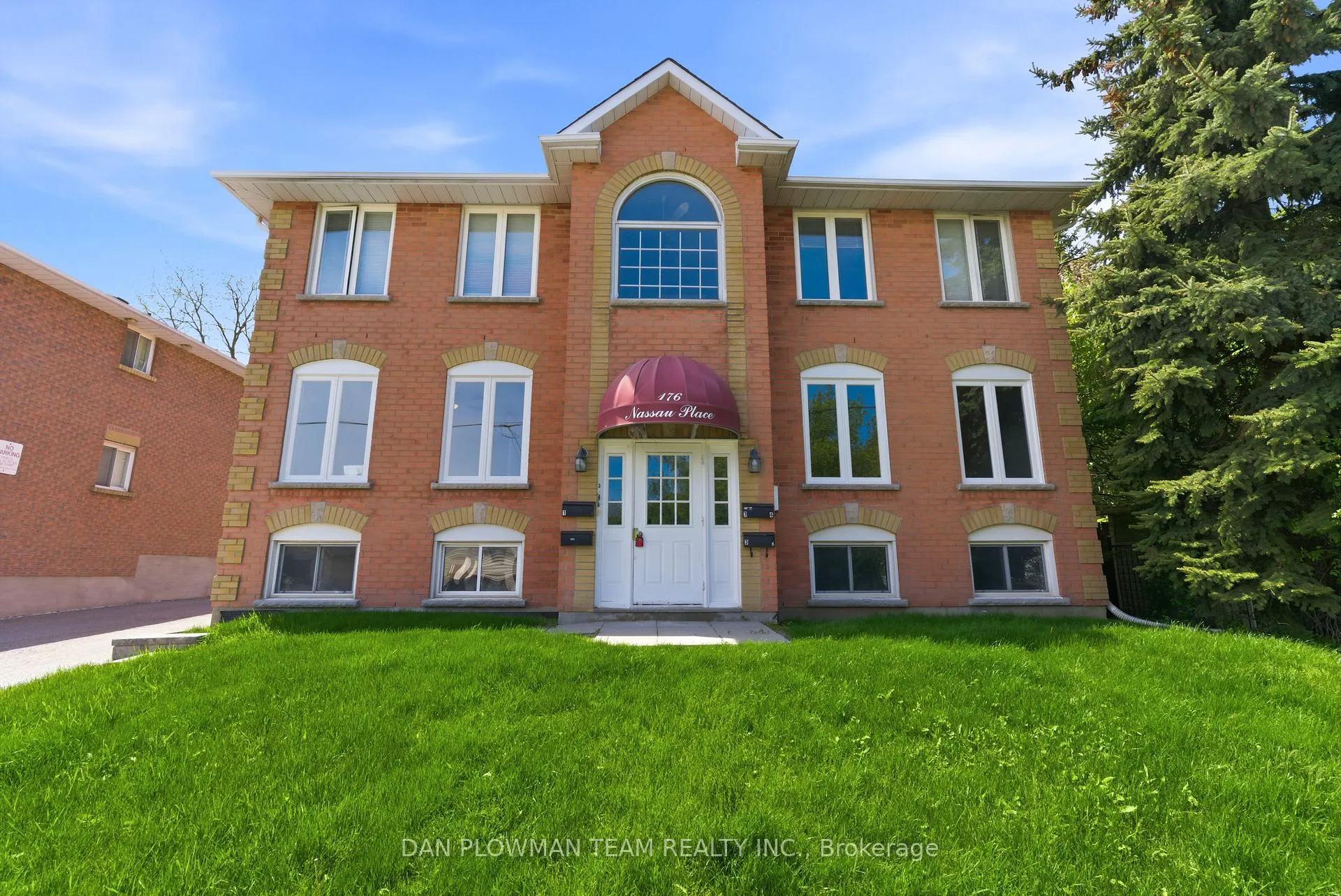 Photo 1 of 176 Nassau Street, Oshawa, Vanier — HOMEH