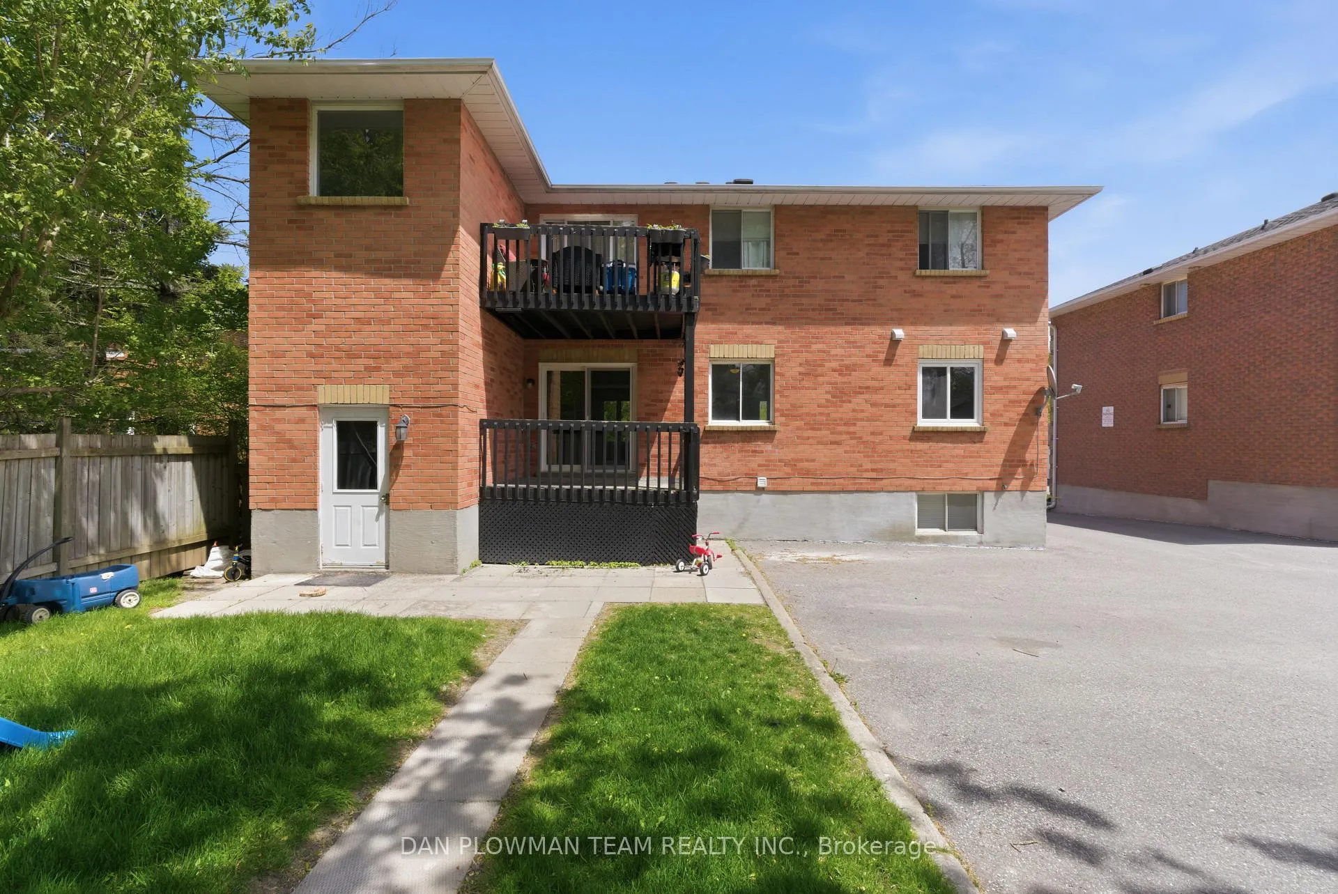 Photo 7 of 176 Nassau Street, Oshawa, Vanier — HOMEH
