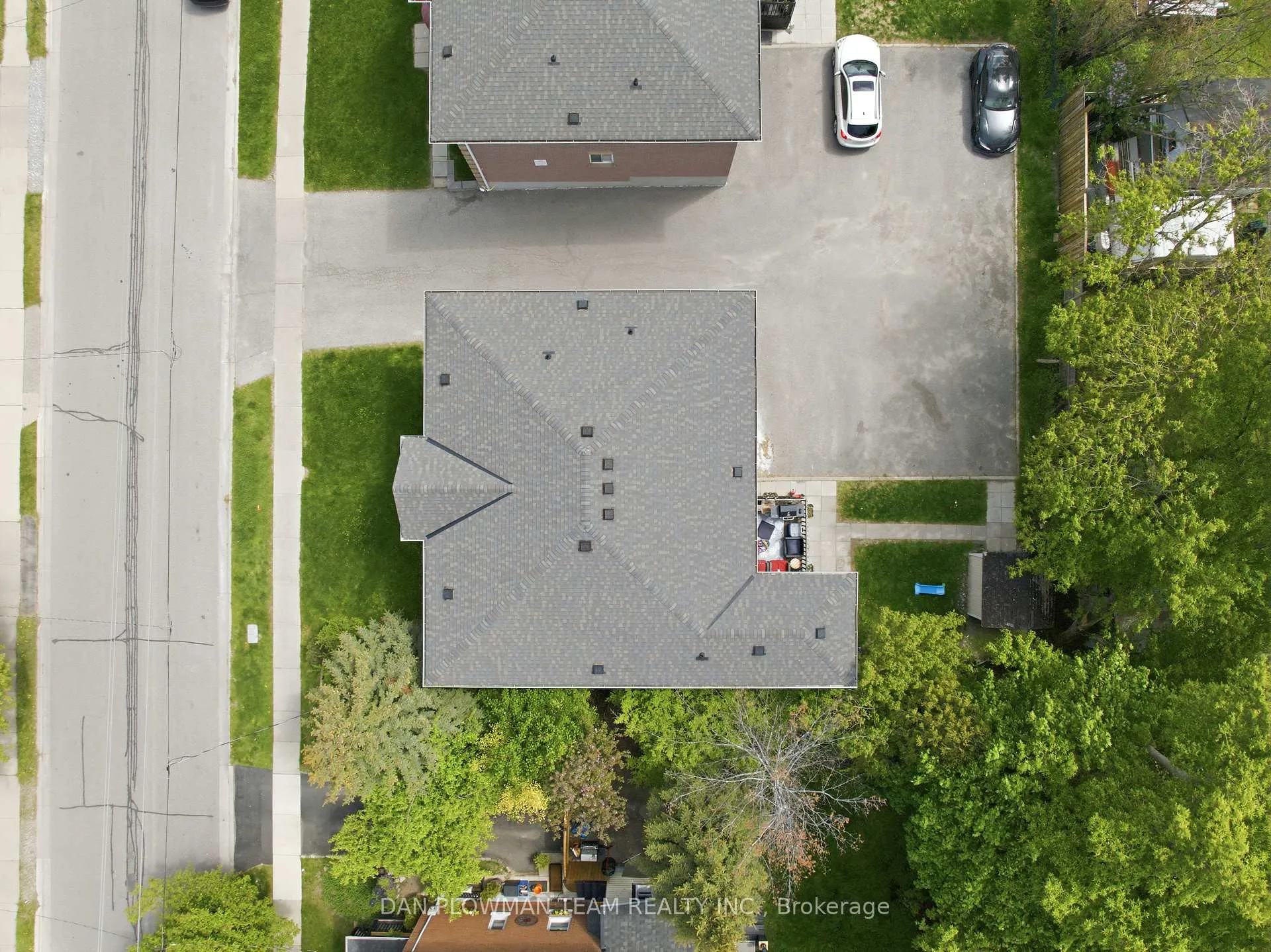 Photo 8 of 176 Nassau Street, Oshawa, Vanier — HOMEH