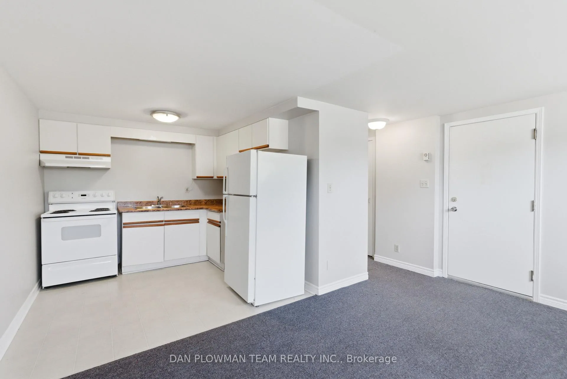 Photo 12 of 176 Nassau Street, Oshawa, Vanier — HOMEH