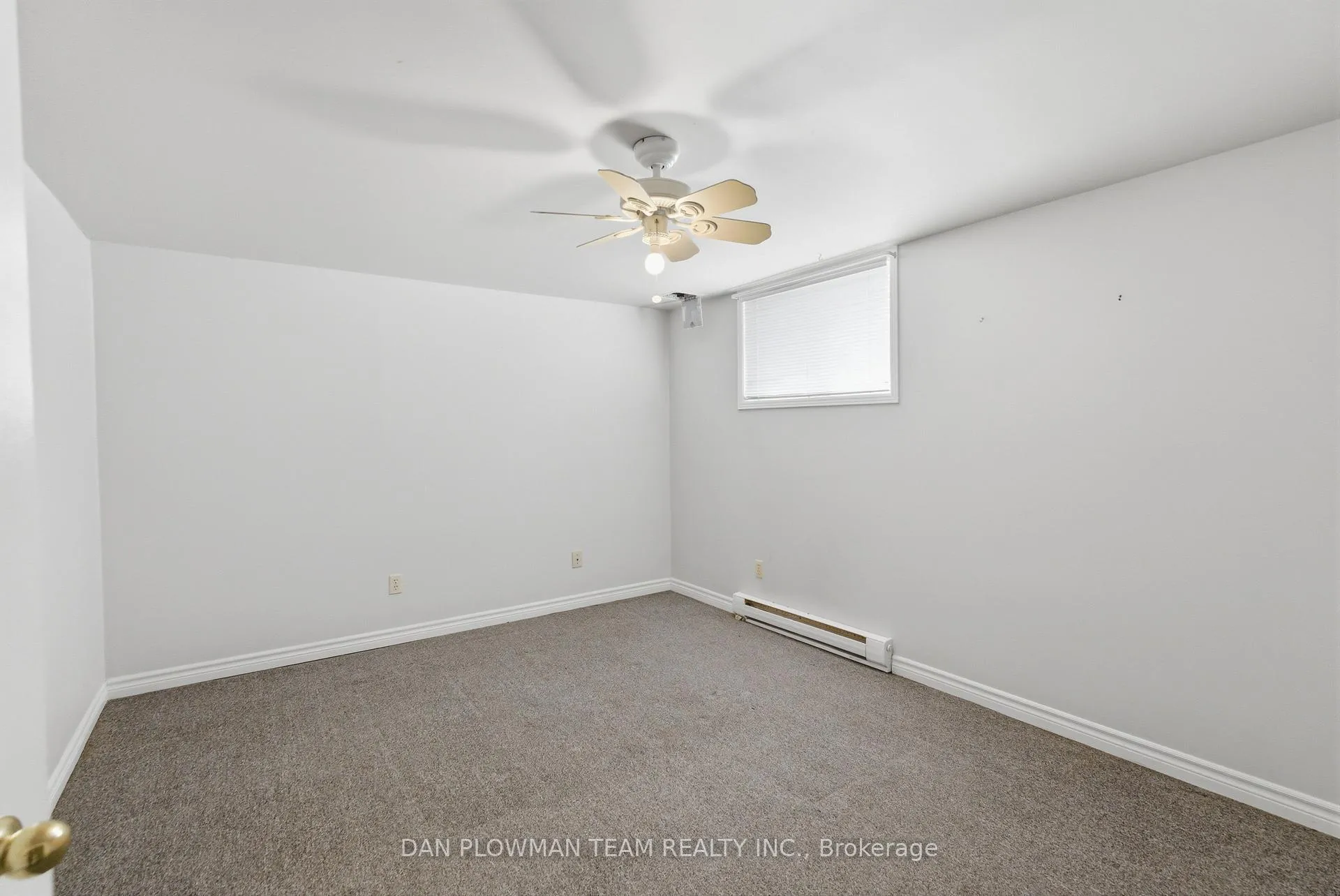 Photo 15 of 176 Nassau Street, Oshawa, Vanier — HOMEH