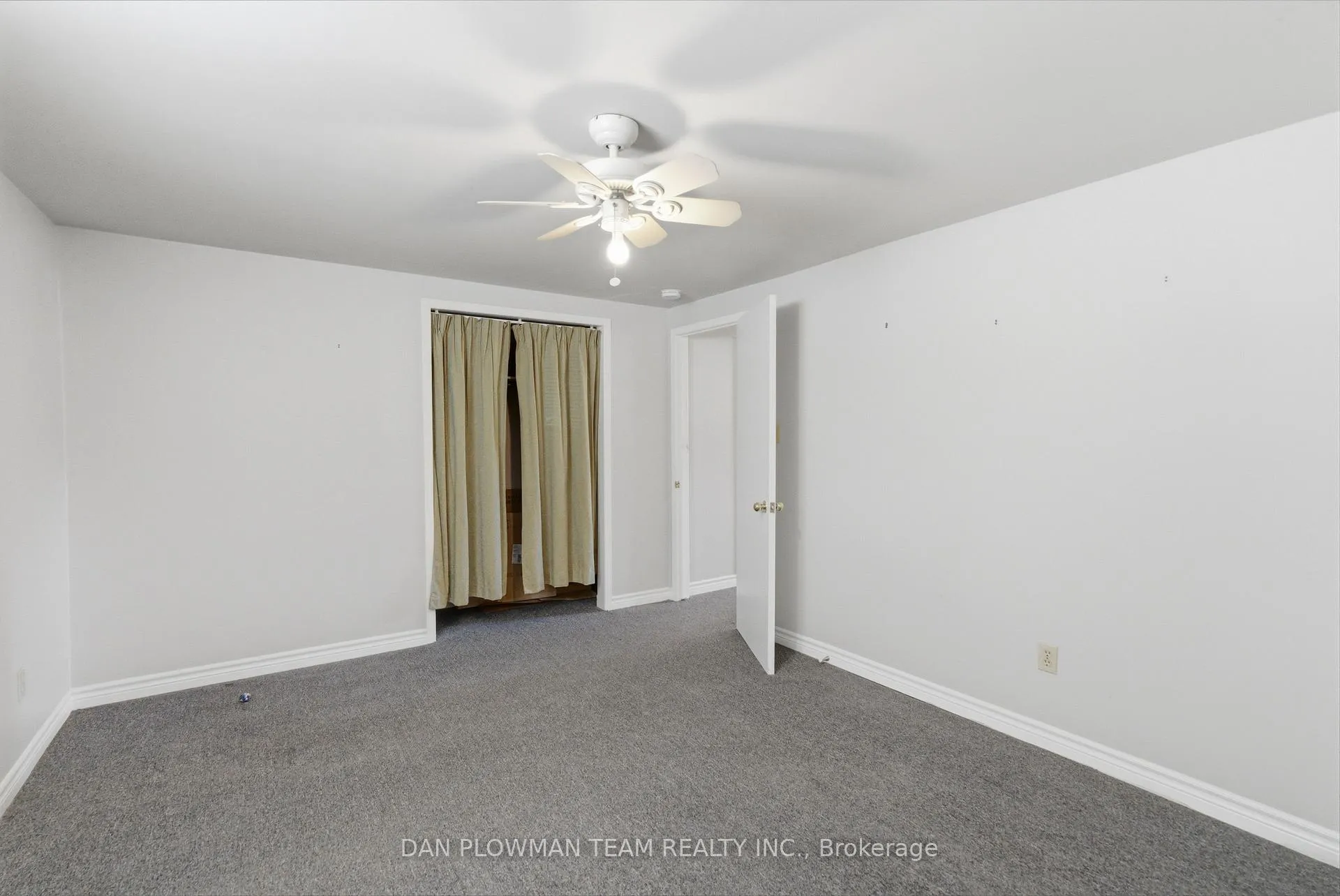 Photo 16 of 176 Nassau Street, Oshawa, Vanier — HOMEH
