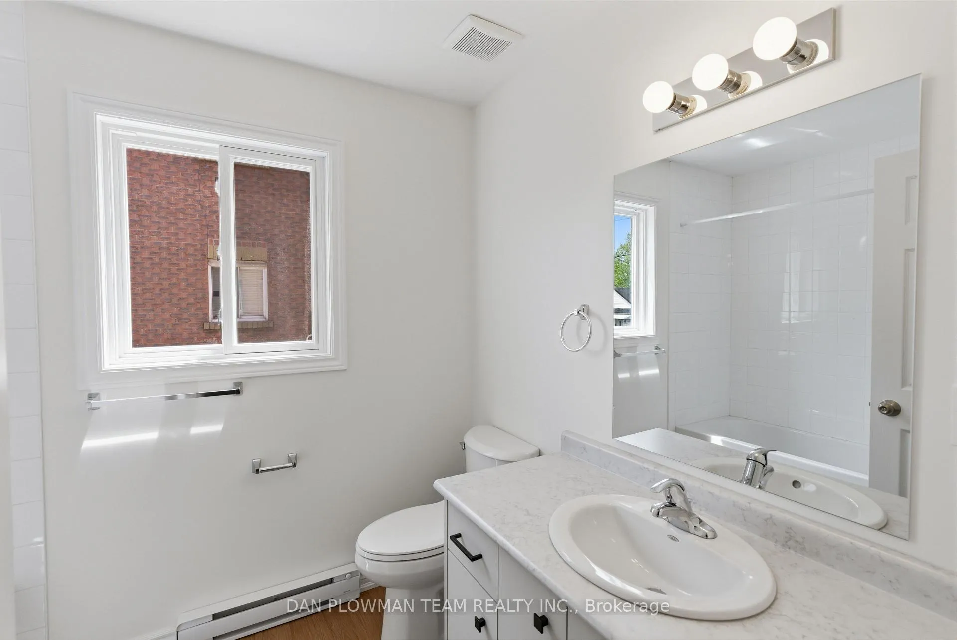 Photo 27 of 176 Nassau Street, Oshawa, Vanier — HOMEH