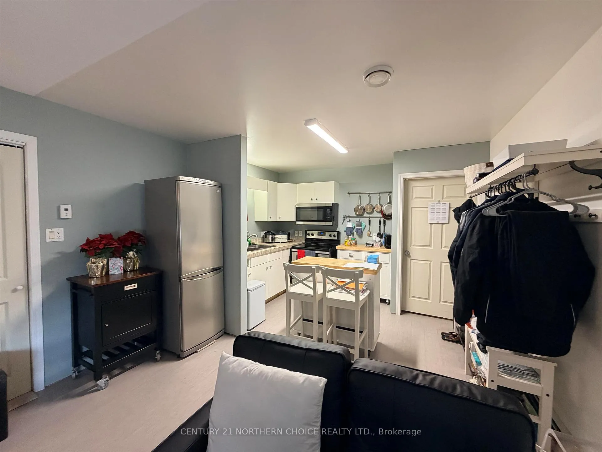 Photo 7 of 637 Fifth Avenue South, Kenora, Lakeside — HOMEH