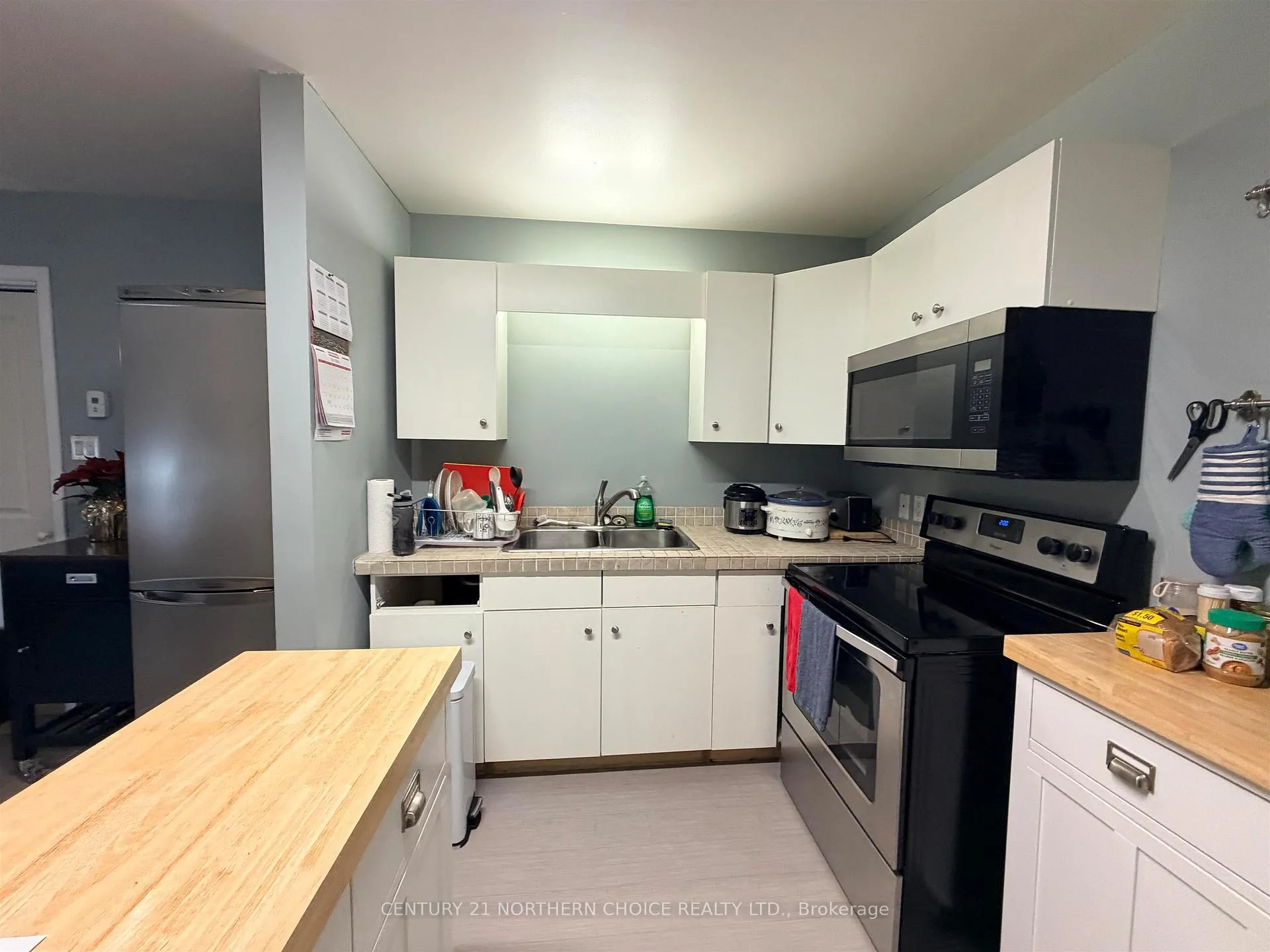 Photo 8 of 637 Fifth Avenue South, Kenora, Lakeside — HOMEH