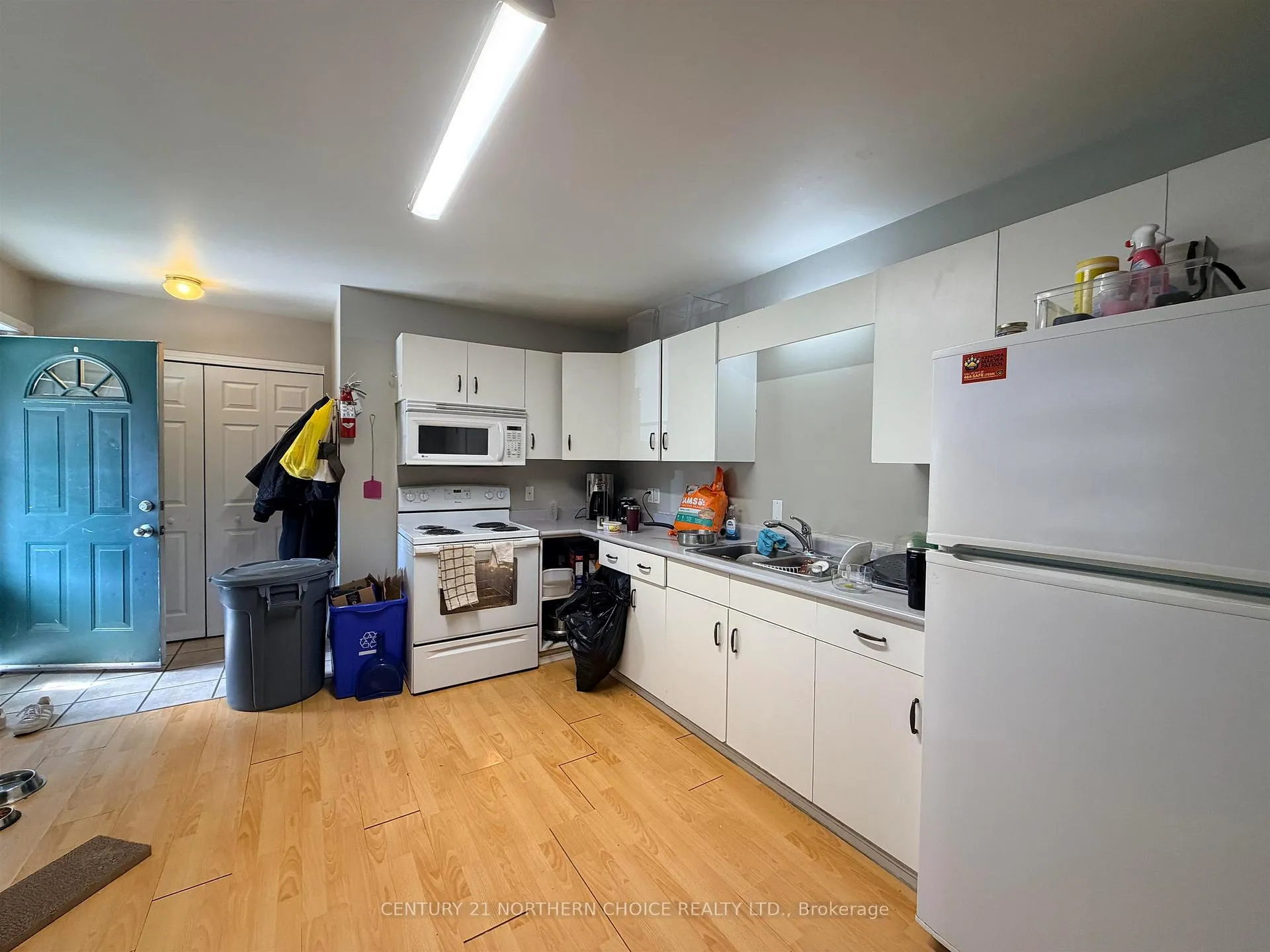 Photo 15 of 637 Fifth Avenue South, Kenora, Lakeside — HOMEH