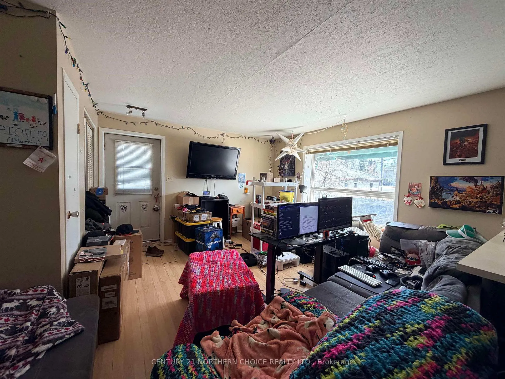 Photo 20 of 637 Fifth Avenue South, Kenora, Lakeside — HOMEH