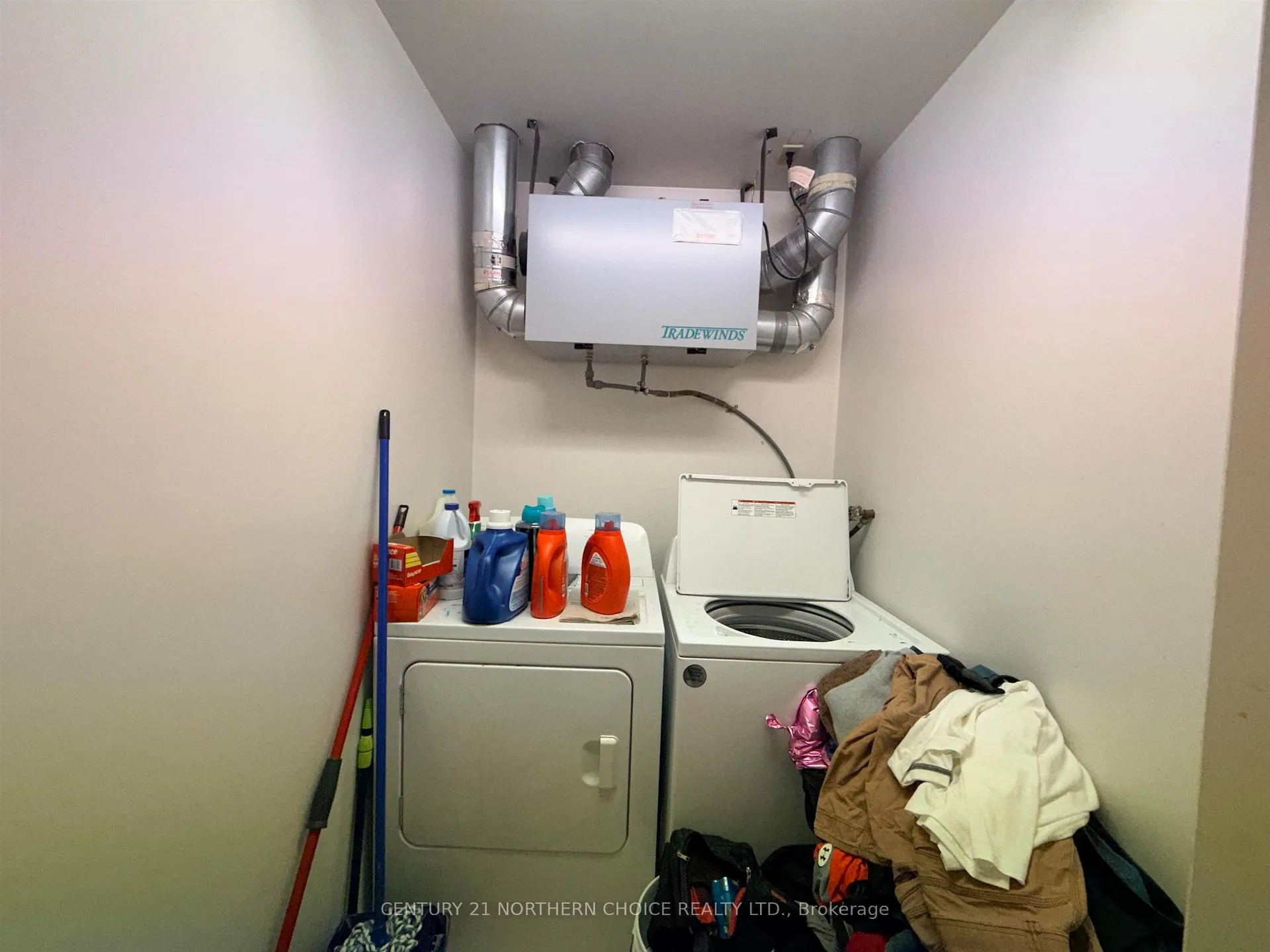 Photo 27 of 637 Fifth Avenue South, Kenora, Lakeside — HOMEH