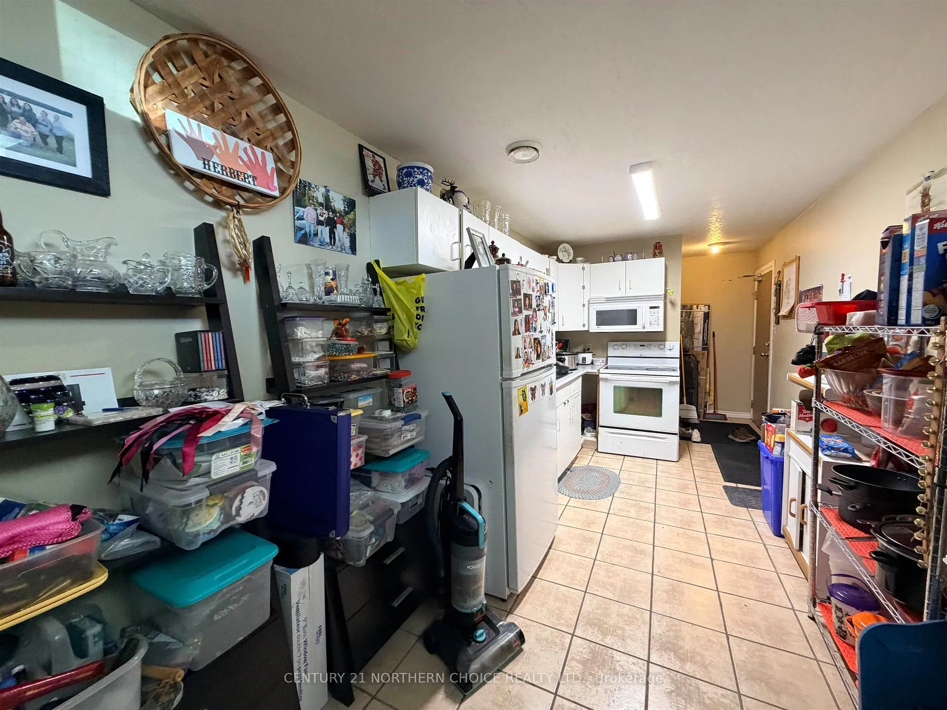 Photo 39 of 637 Fifth Avenue South, Kenora, Lakeside — HOMEH