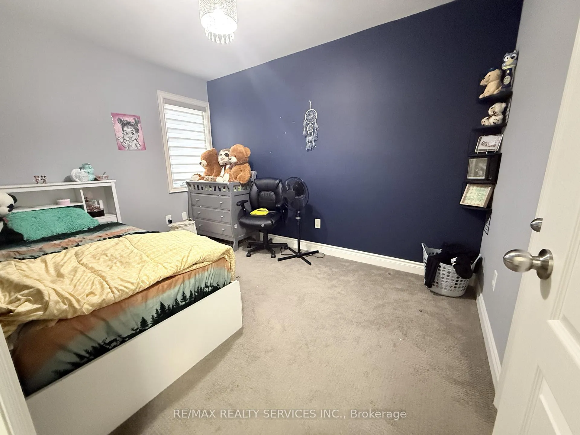 Photo 14 of 29 Lady Evelyn Crescent, Brampton, Bram West — HOMEH