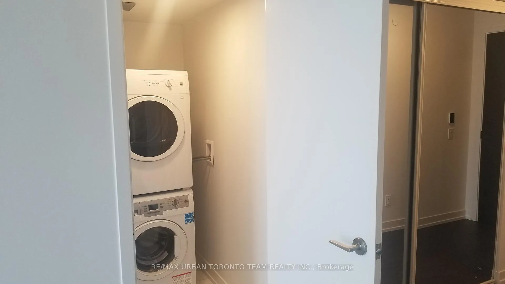 Photo 13 of Unit 2206, 125 Redpath Avenue, Toronto, Mount Pleasant West — HOMEH