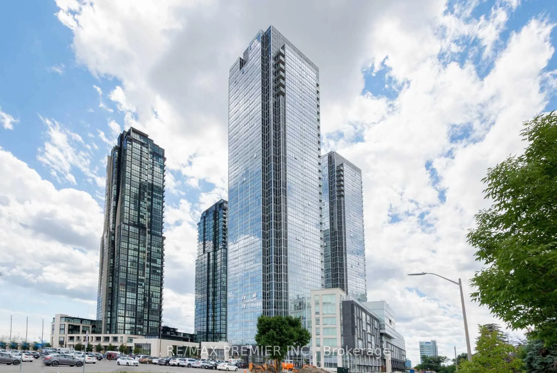 Photo 1 of Unit 3007, 2908 Highway 7, Vaughan, Concord — HOMEH