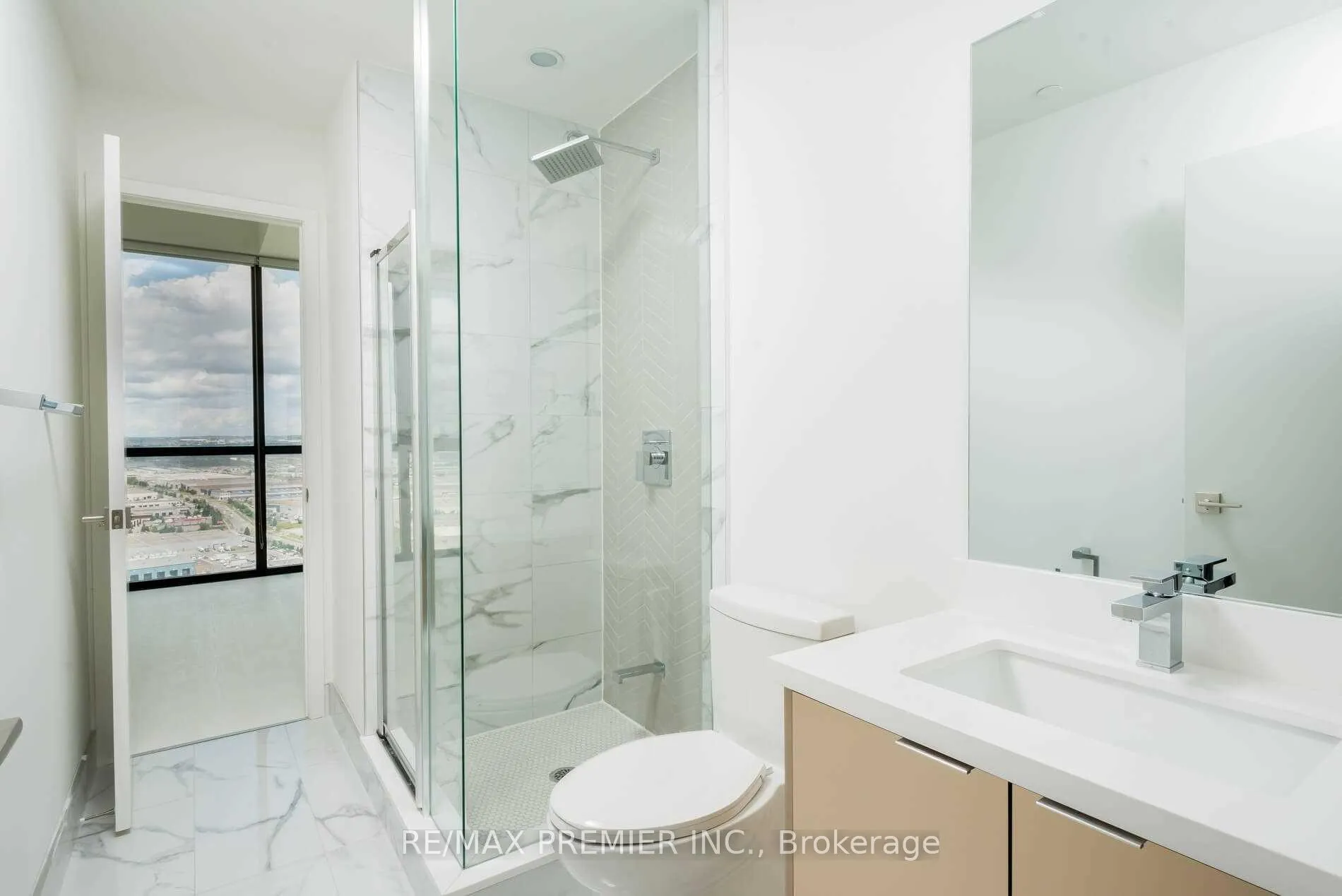 Photo 17 of Unit 3007, 2908 Highway 7, Vaughan, Concord — HOMEH