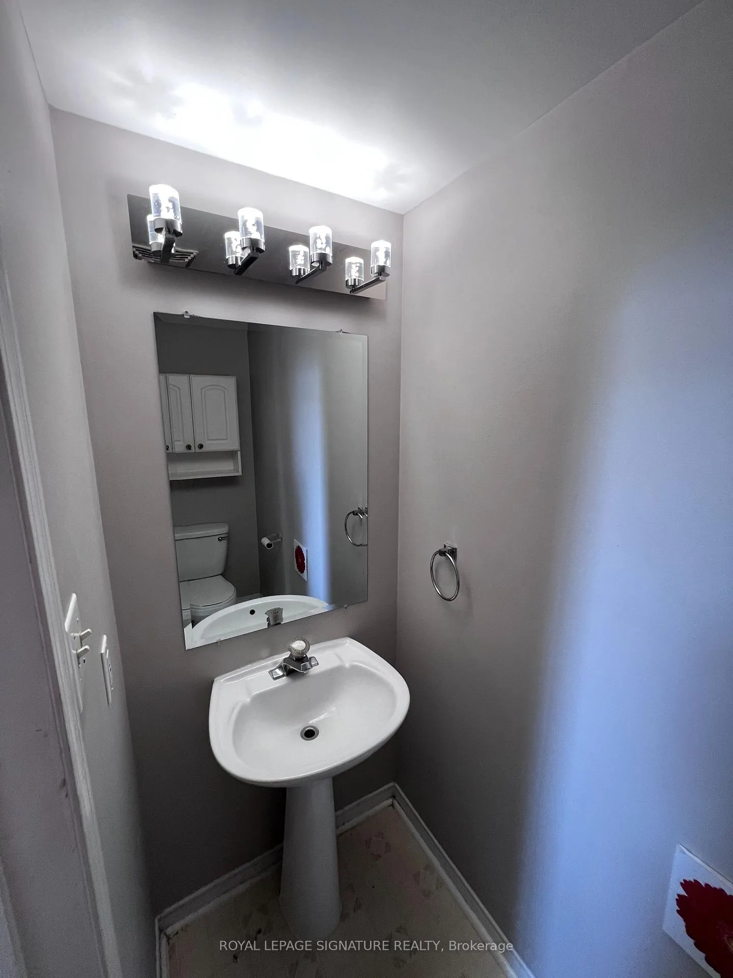 Photo 7 of 1793 McGill Street, Oshawa, Samac — HOMEH