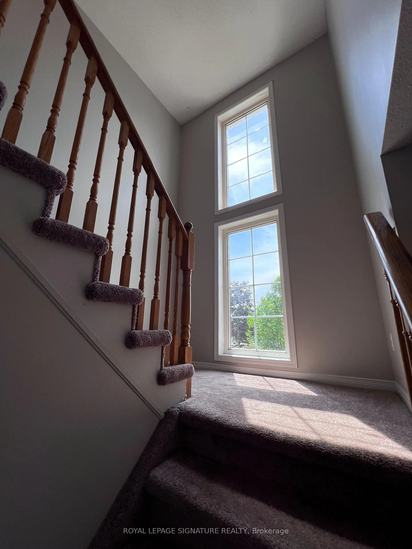 Photo 10 of 1793 McGill Street, Oshawa, Samac — HOMEH