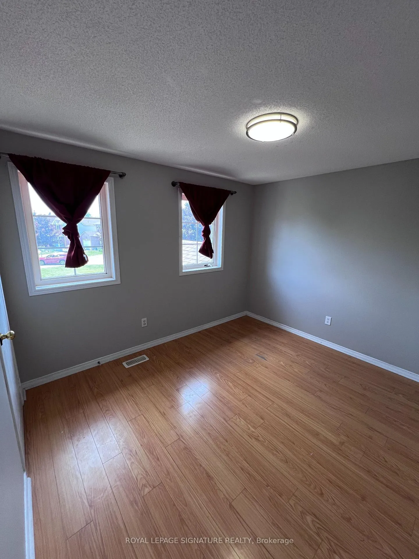 Photo 14 of 1793 McGill Street, Oshawa, Samac — HOMEH