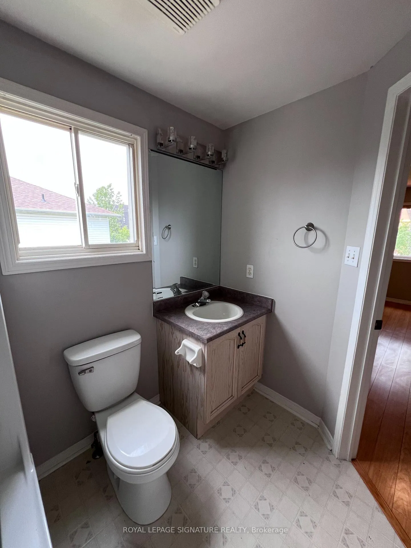 Photo 23 of 1793 McGill Street, Oshawa, Samac — HOMEH