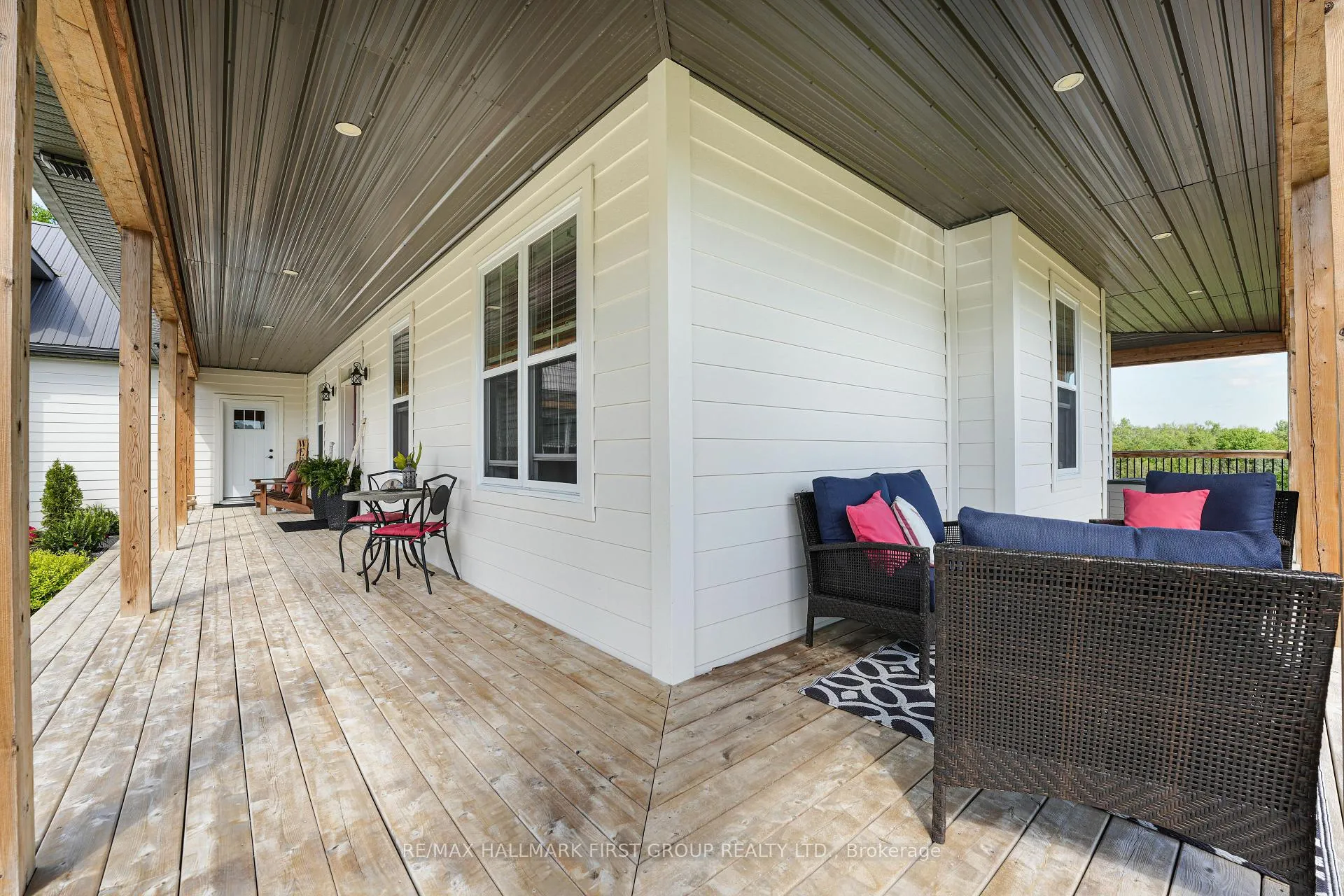 Photo 3 of 833 Iron Woods Drive, Douro-Dummer — HOMEH