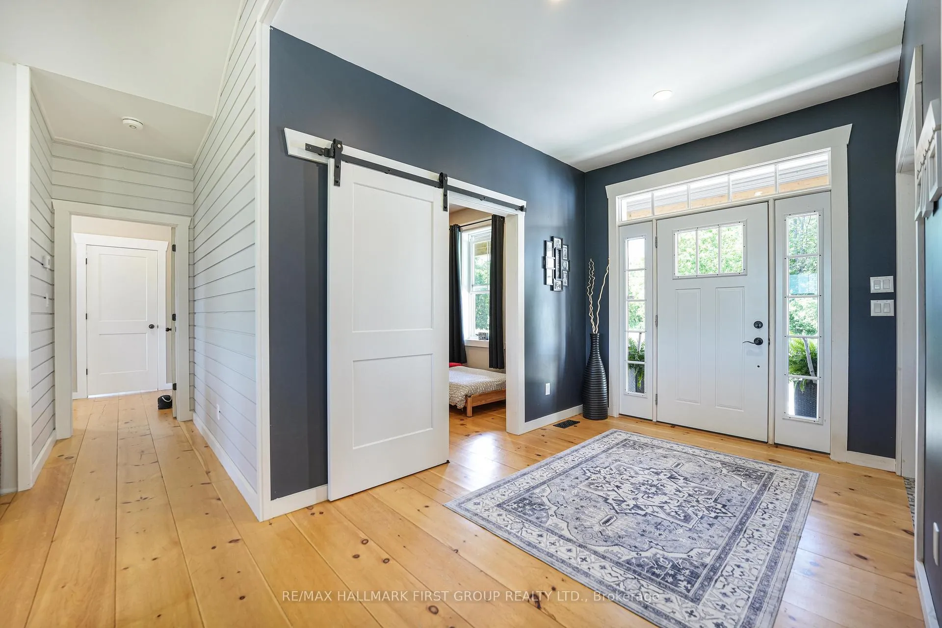 Photo 5 of 833 Iron Woods Drive, Douro-Dummer — HOMEH