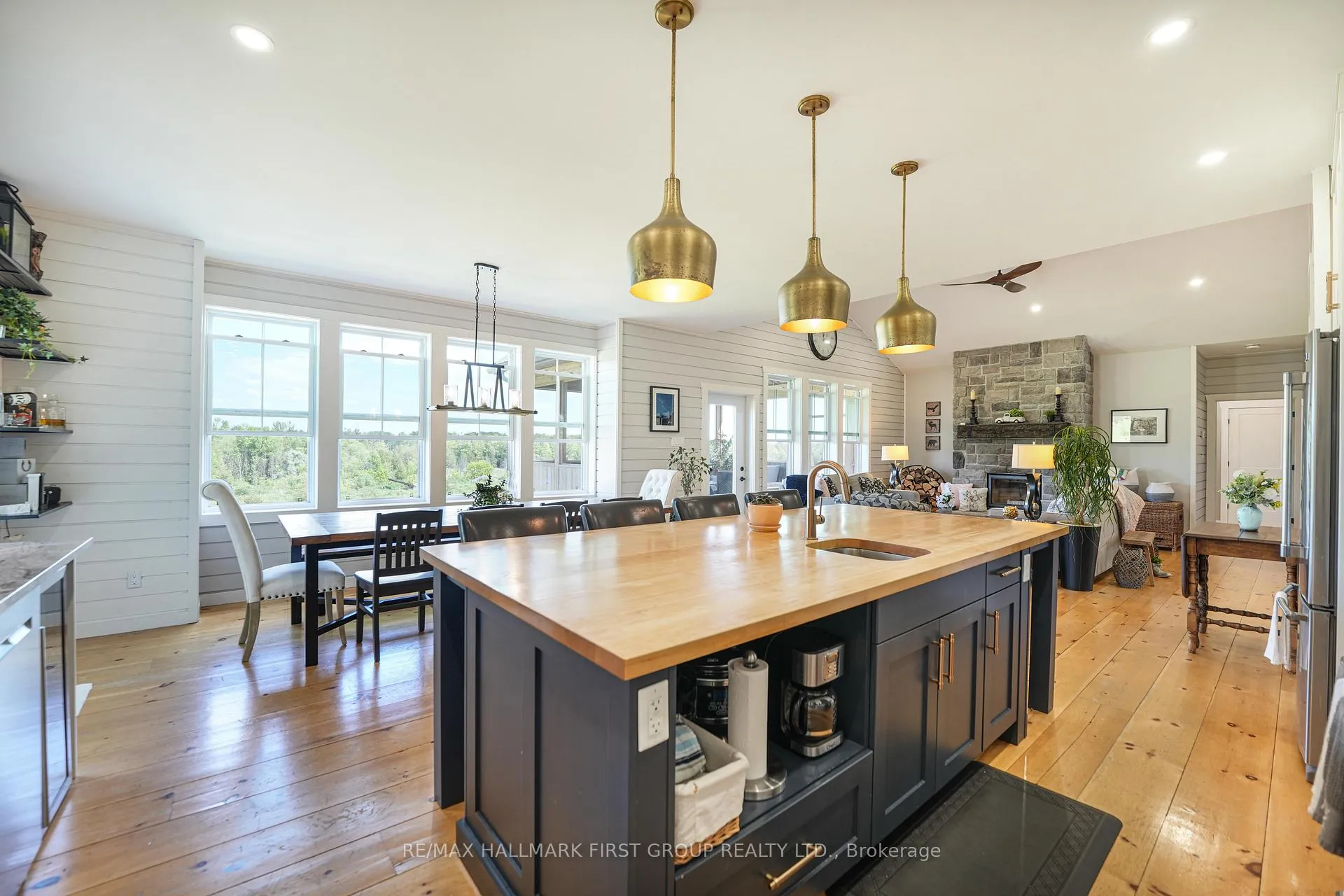 Photo 11 of 833 Iron Woods Drive, Douro-Dummer — HOMEH