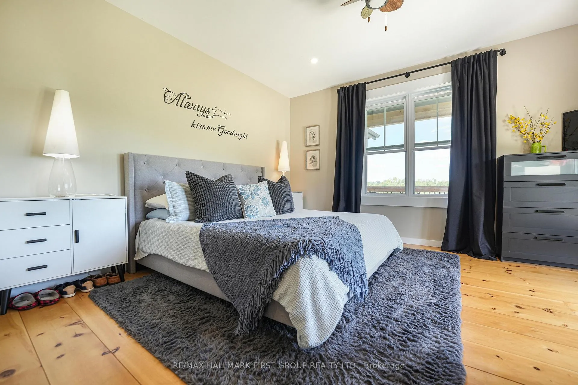 Photo 12 of 833 Iron Woods Drive, Douro-Dummer — HOMEH