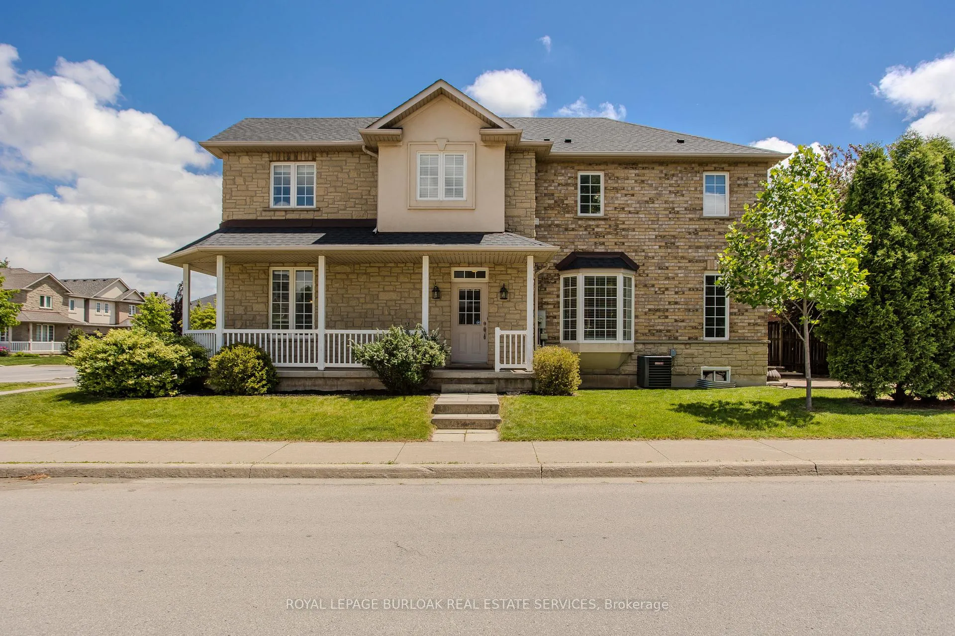 Photo 1 of 2454 Sutton Drive, Burlington, Orchard — HOMEH