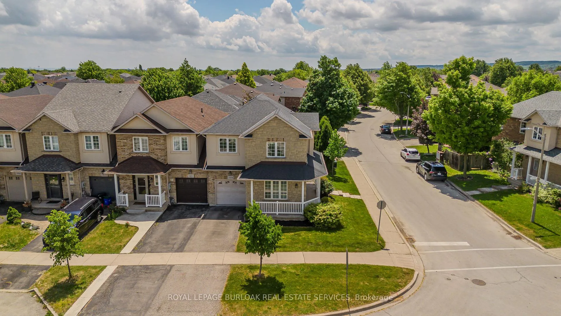 Photo 22 of 2454 Sutton Drive, Burlington, Orchard — HOMEH