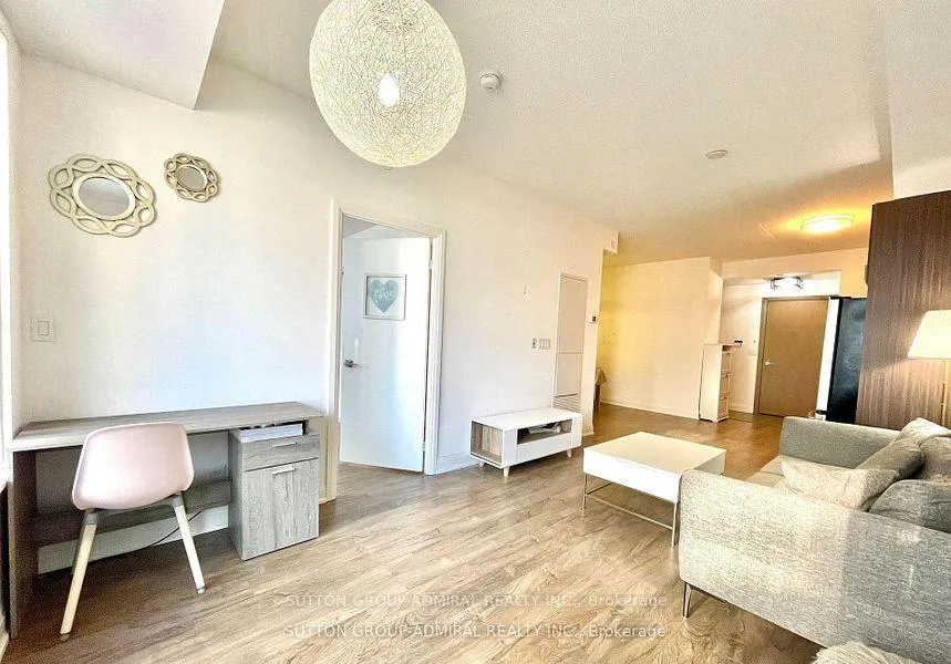 Photo 8 of Unit 310, 18 Uptown Drive, Markham, Unionville — HOMEH