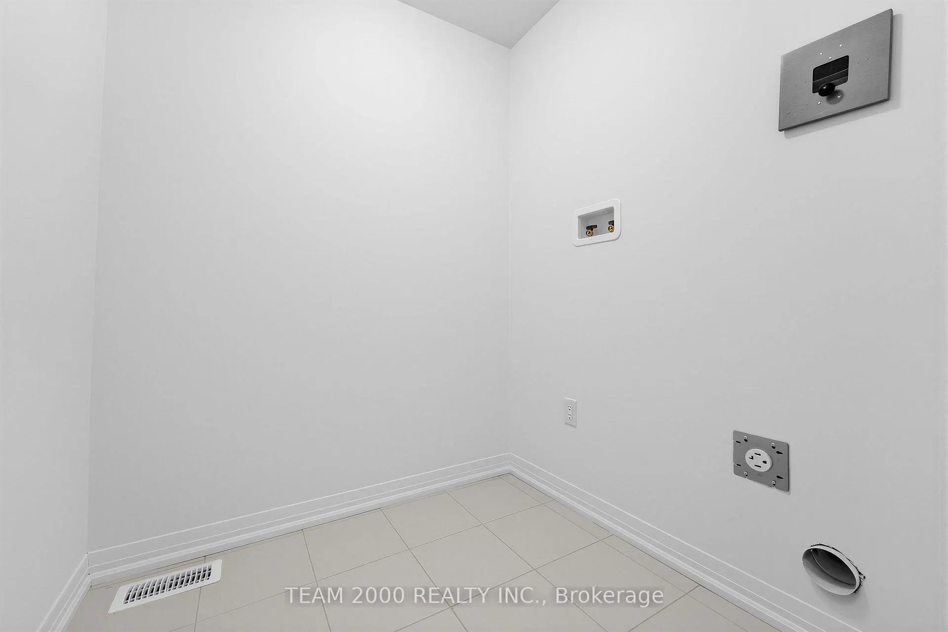 Photo 36 of Unit 30, 474 Provident Way, Hamilton, Mount Hope — HOMEH