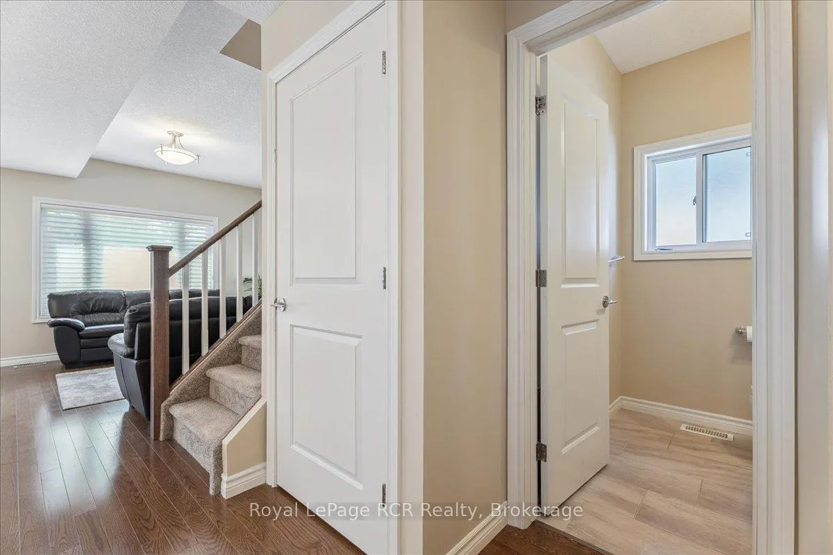 Photo 9 of 1302 14th Avenue E, Owen Sound — HOMEH