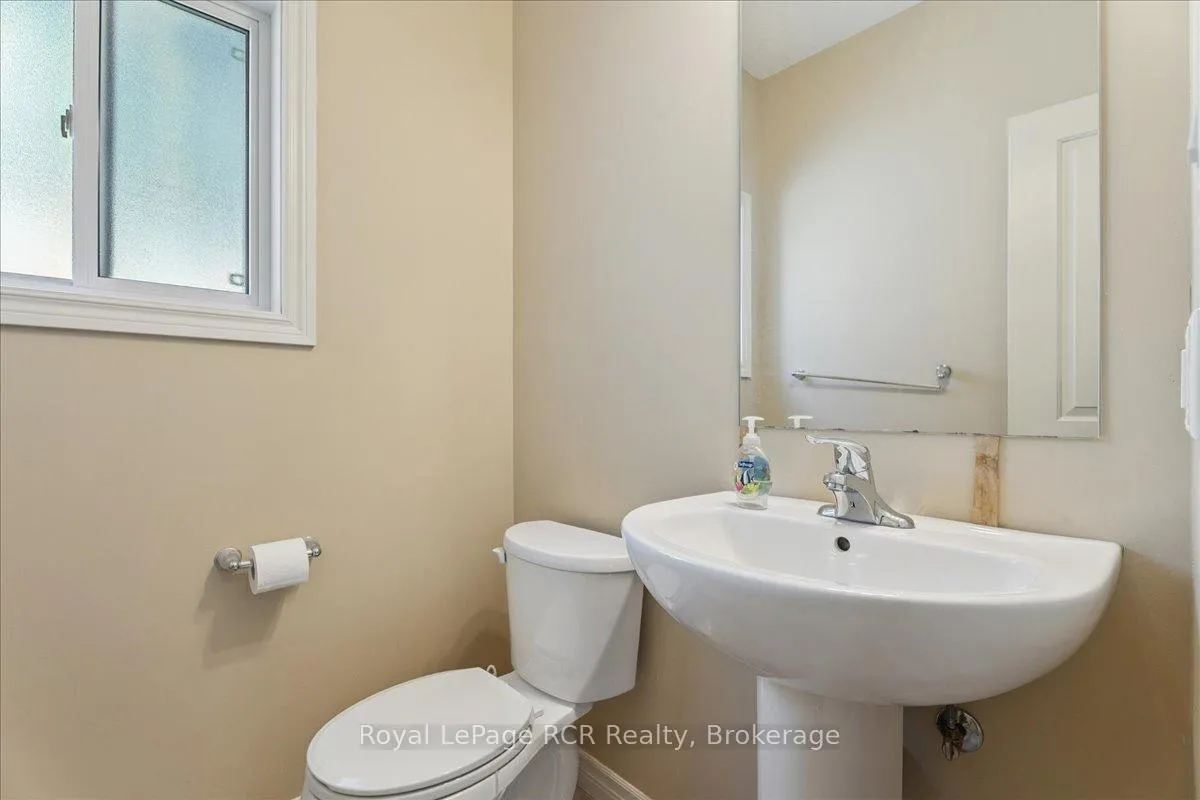 Photo 10 of 1302 14th Avenue E, Owen Sound — HOMEH