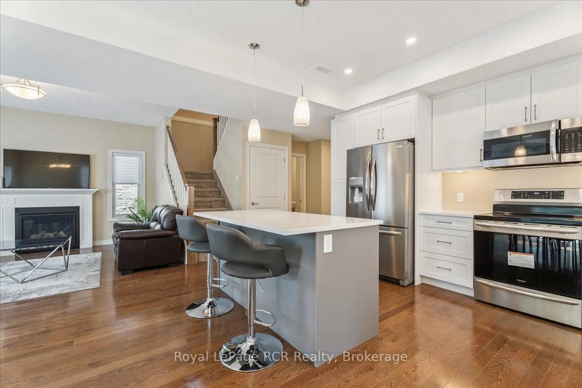 Photo 15 of 1302 14th Avenue E, Owen Sound — HOMEH