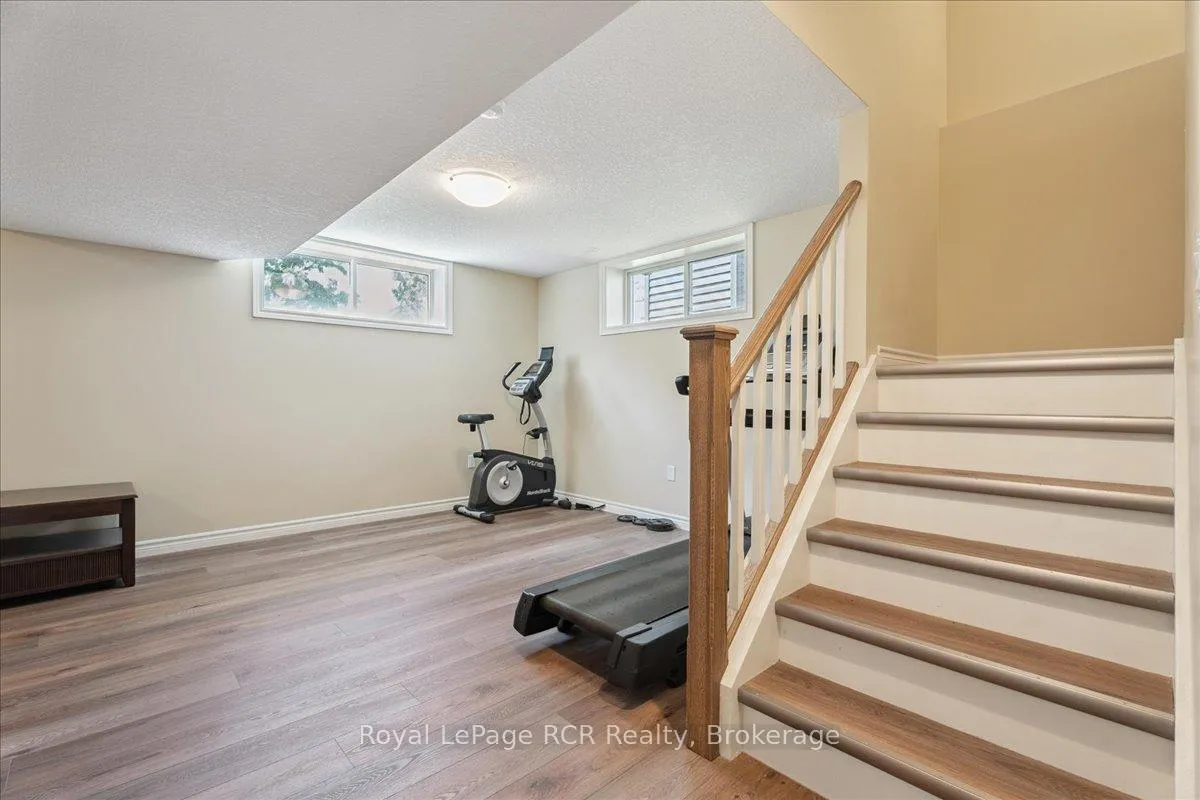 Photo 38 of 1302 14th Avenue E, Owen Sound — HOMEH