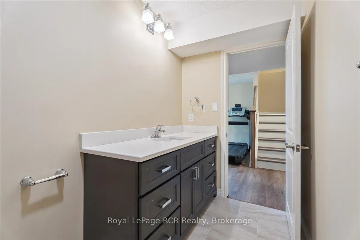 Photo 43 of 1302 14th Avenue E, Owen Sound — HOMEH