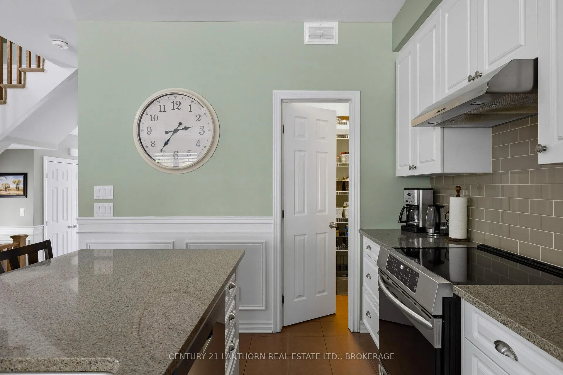 Photo 13 of 1650 Tenley Drive, Kingston, City Northwest — HOMEH