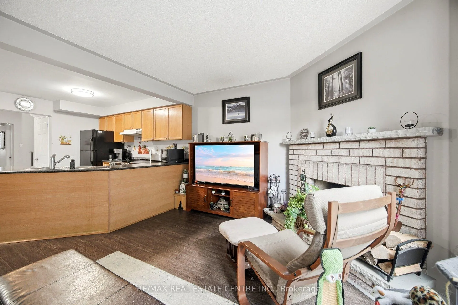 Photo 11 of 6 Ashbrook Way, Brampton, Fletcher's West — HOMEH