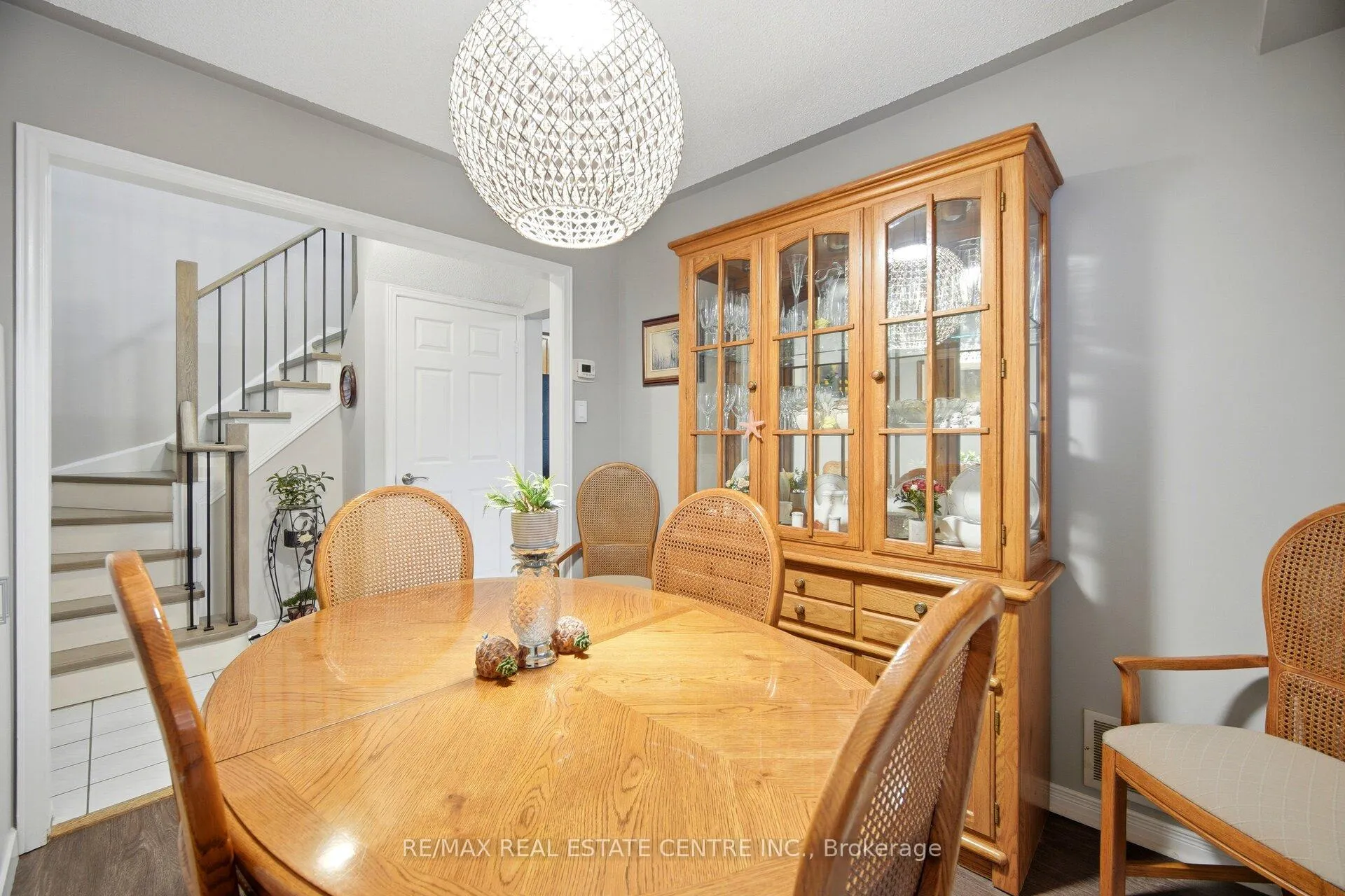 Photo 14 of 6 Ashbrook Way, Brampton, Fletcher's West — HOMEH