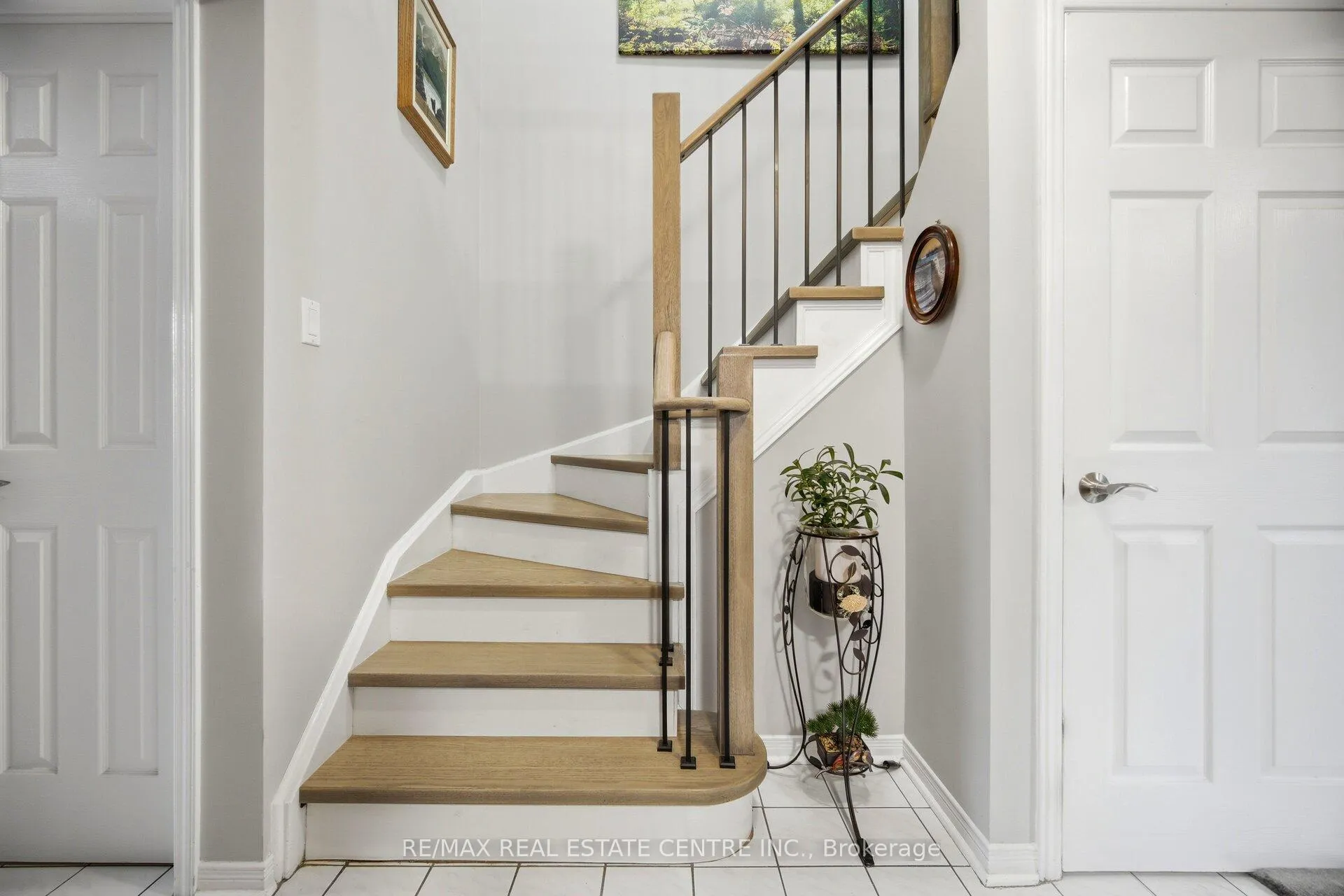 Photo 27 of 6 Ashbrook Way, Brampton, Fletcher's West — HOMEH