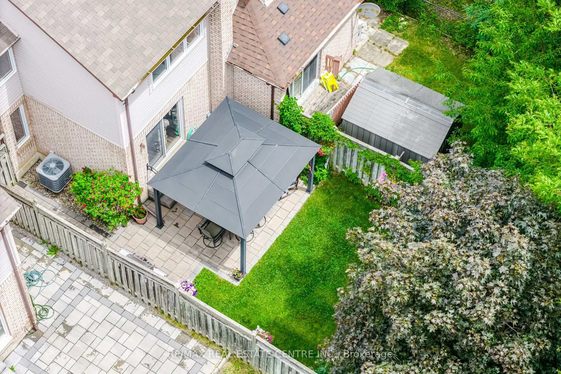 Photo 42 of 6 Ashbrook Way, Brampton, Fletcher's West — HOMEH