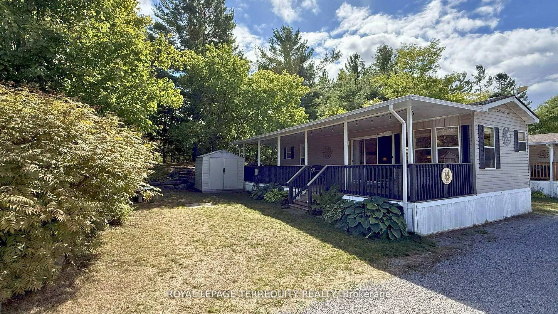 Photo 2 of 328 Rockview, Selwyn — HOMEH