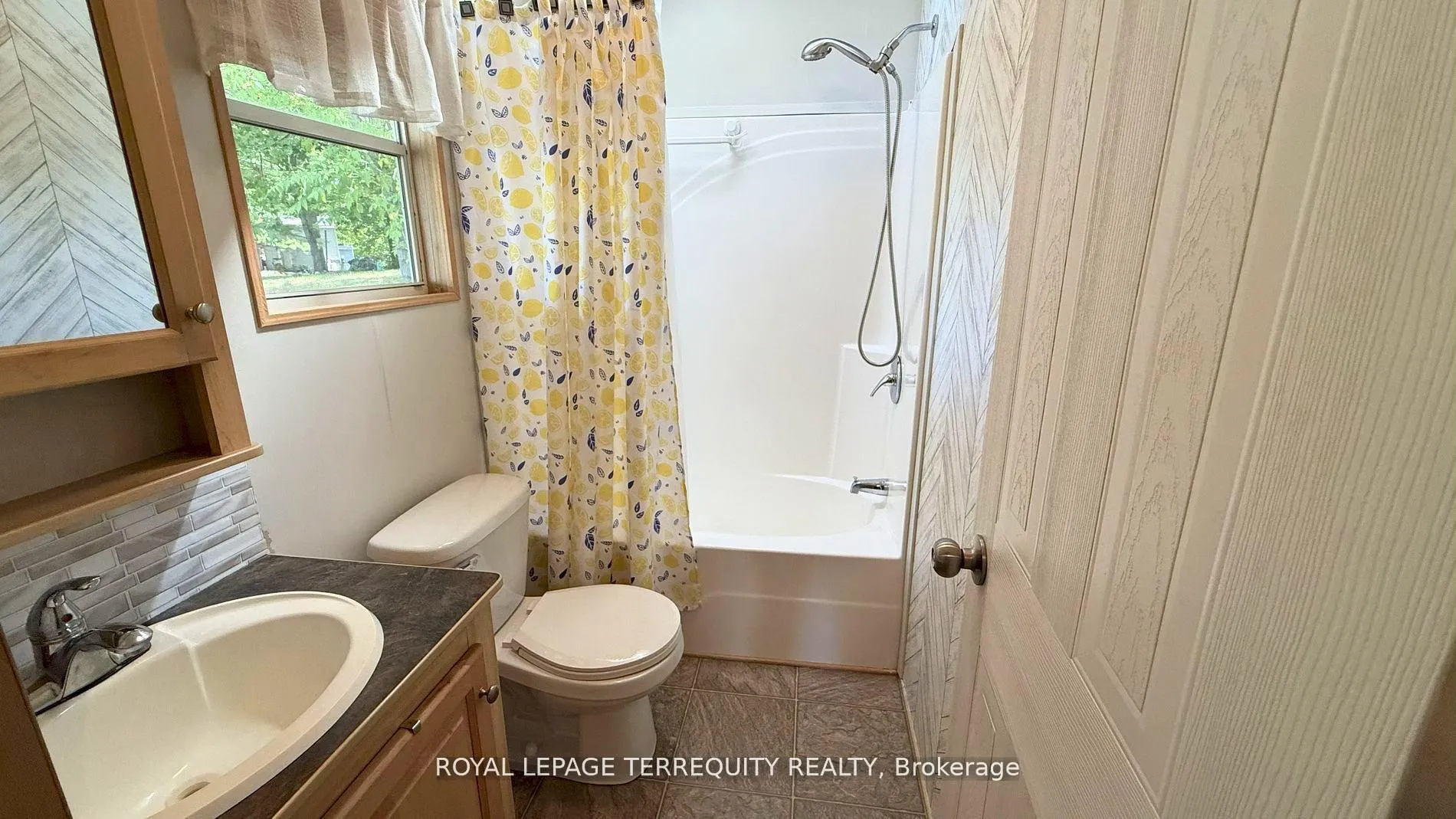 Photo 18 of 328 Rockview, Selwyn — HOMEH