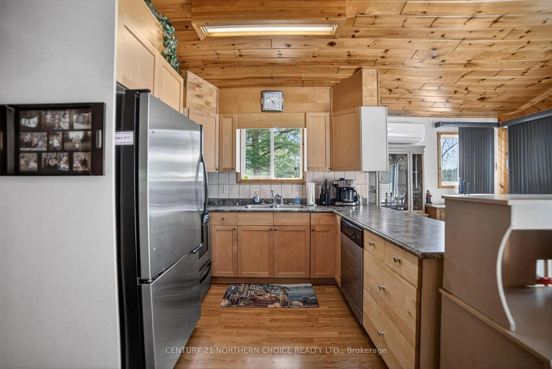 Photo 10 of 44 Bigstone Bay Lodge, Kenora Remote Area, Lake of the Woods North — HOMEH