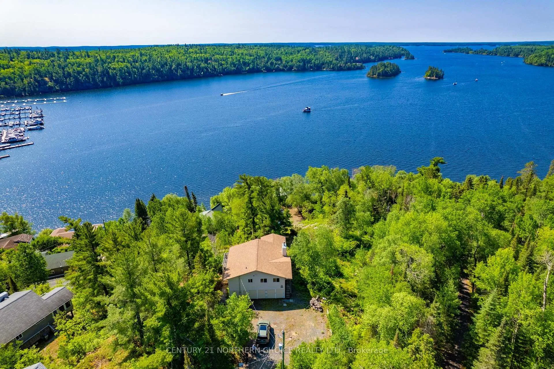 Photo 34 of 44 Bigstone Bay Lodge, Kenora Remote Area, Lake of the Woods North — HOMEH