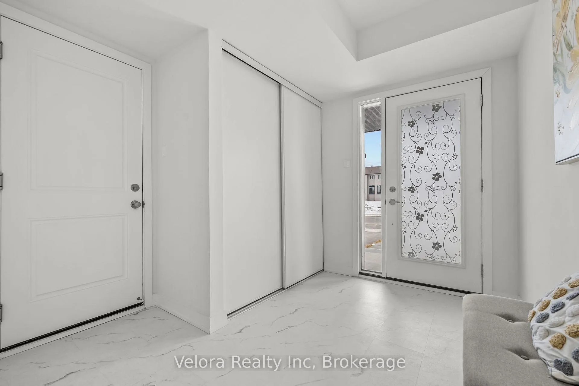 Photo 4 of 1224 Cope Drive, Ottawa, Stittsville (South) — HOMEH