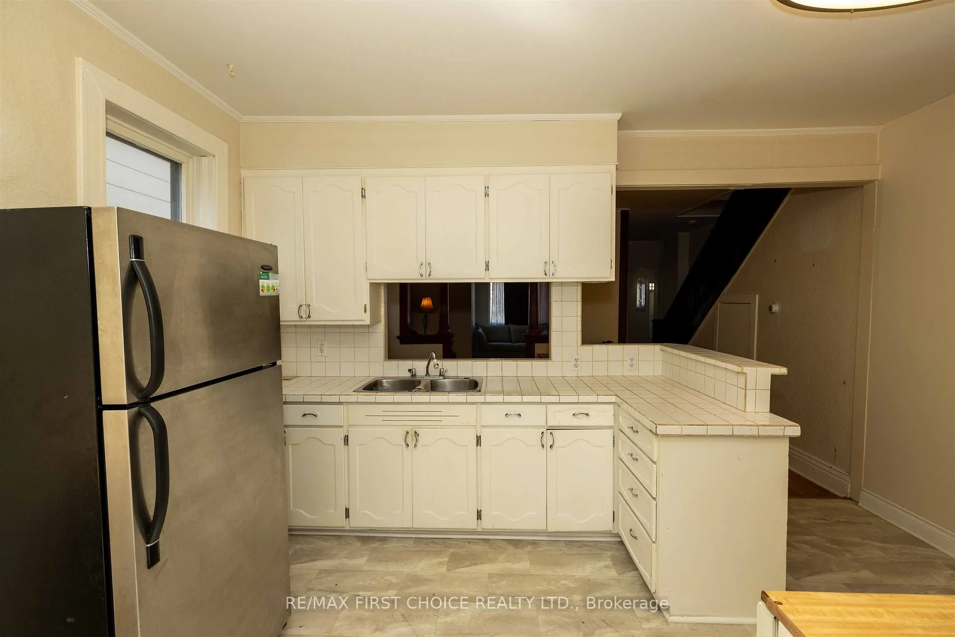 Photo 14 of 708 McLeod Street, Thunder Bay, East End — HOMEH