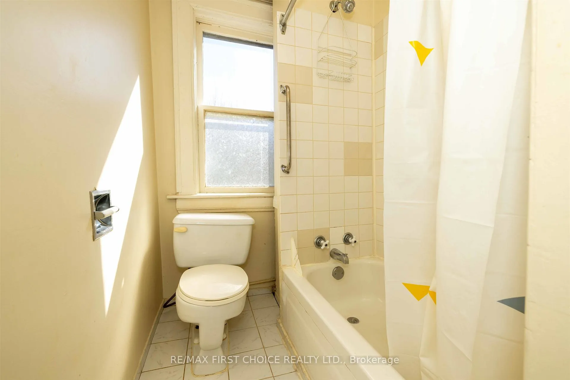 Photo 22 of 708 McLeod Street, Thunder Bay, East End — HOMEH