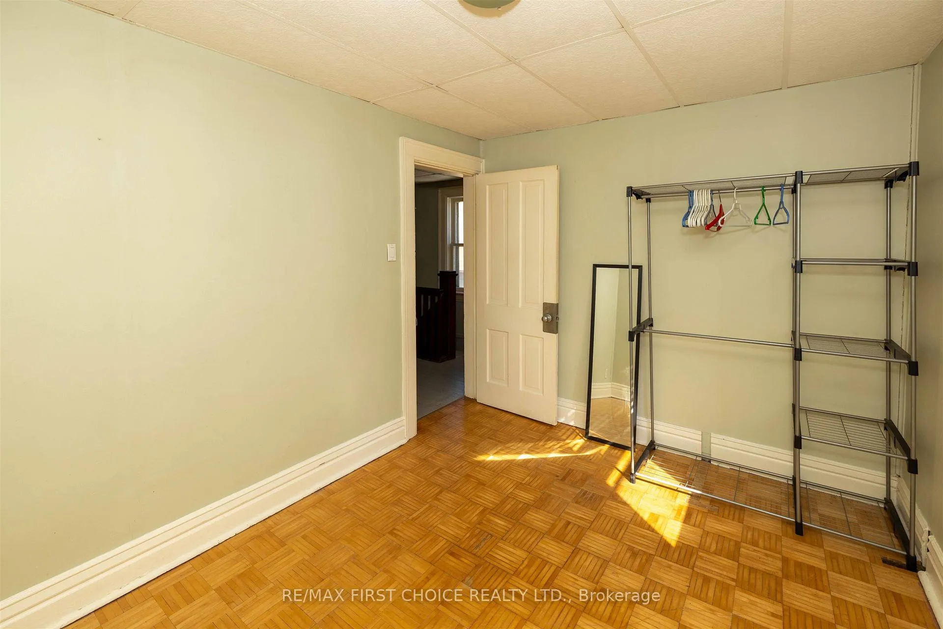 Photo 26 of 708 McLeod Street, Thunder Bay, East End — HOMEH