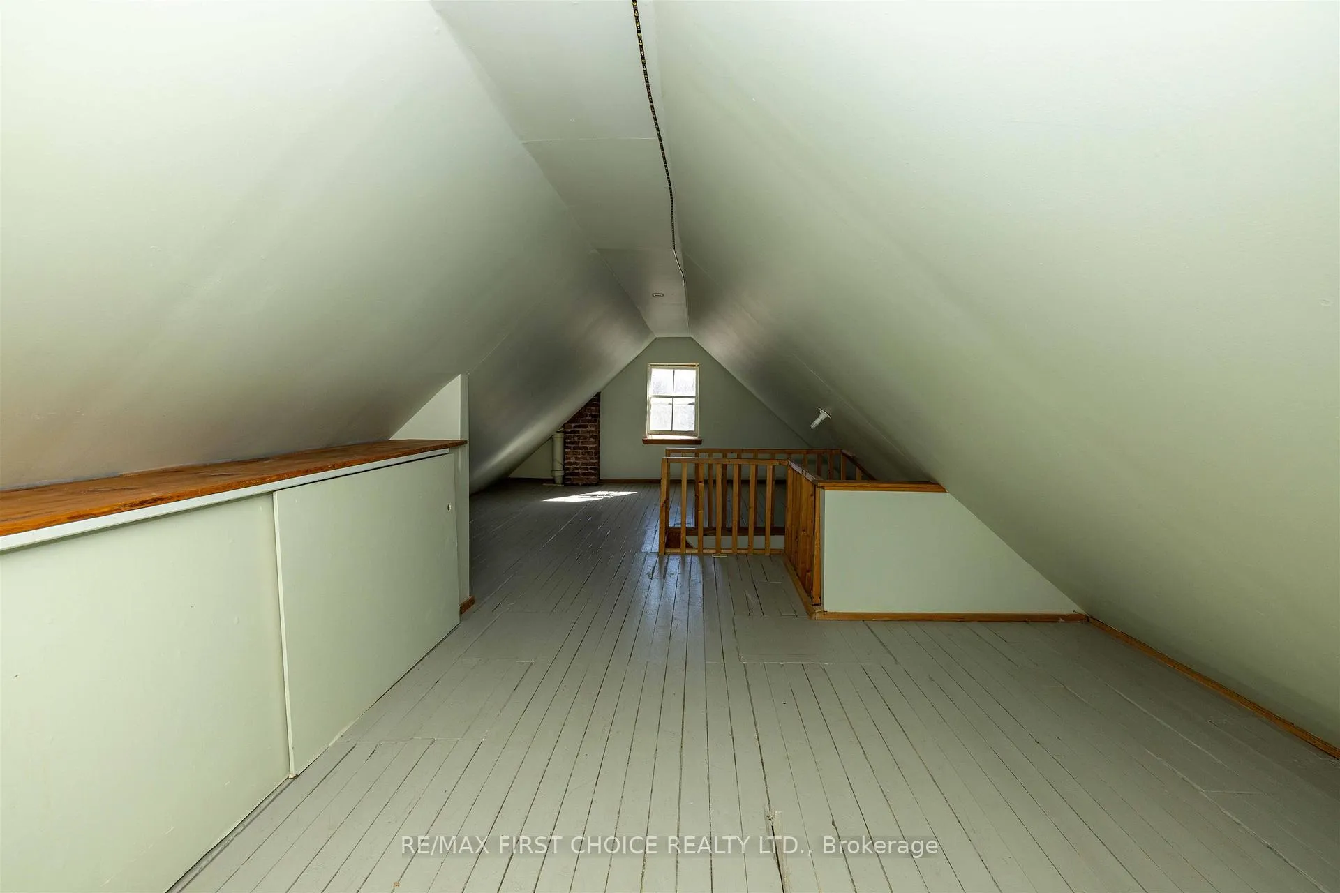 Photo 30 of 708 McLeod Street, Thunder Bay, East End — HOMEH