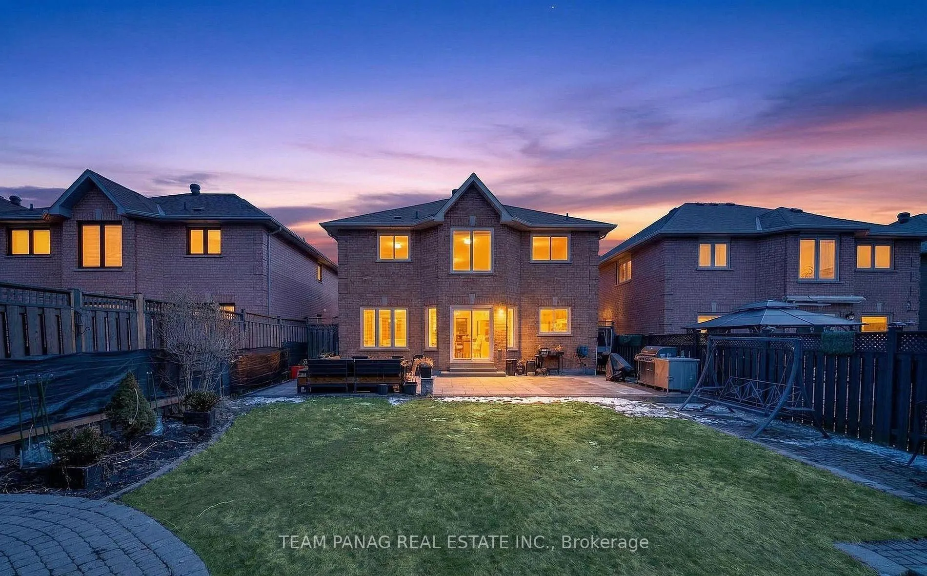 Photo 36 of 8 Deerglen Drive, Brampton, Sandringham-Wellington — HOMEH
