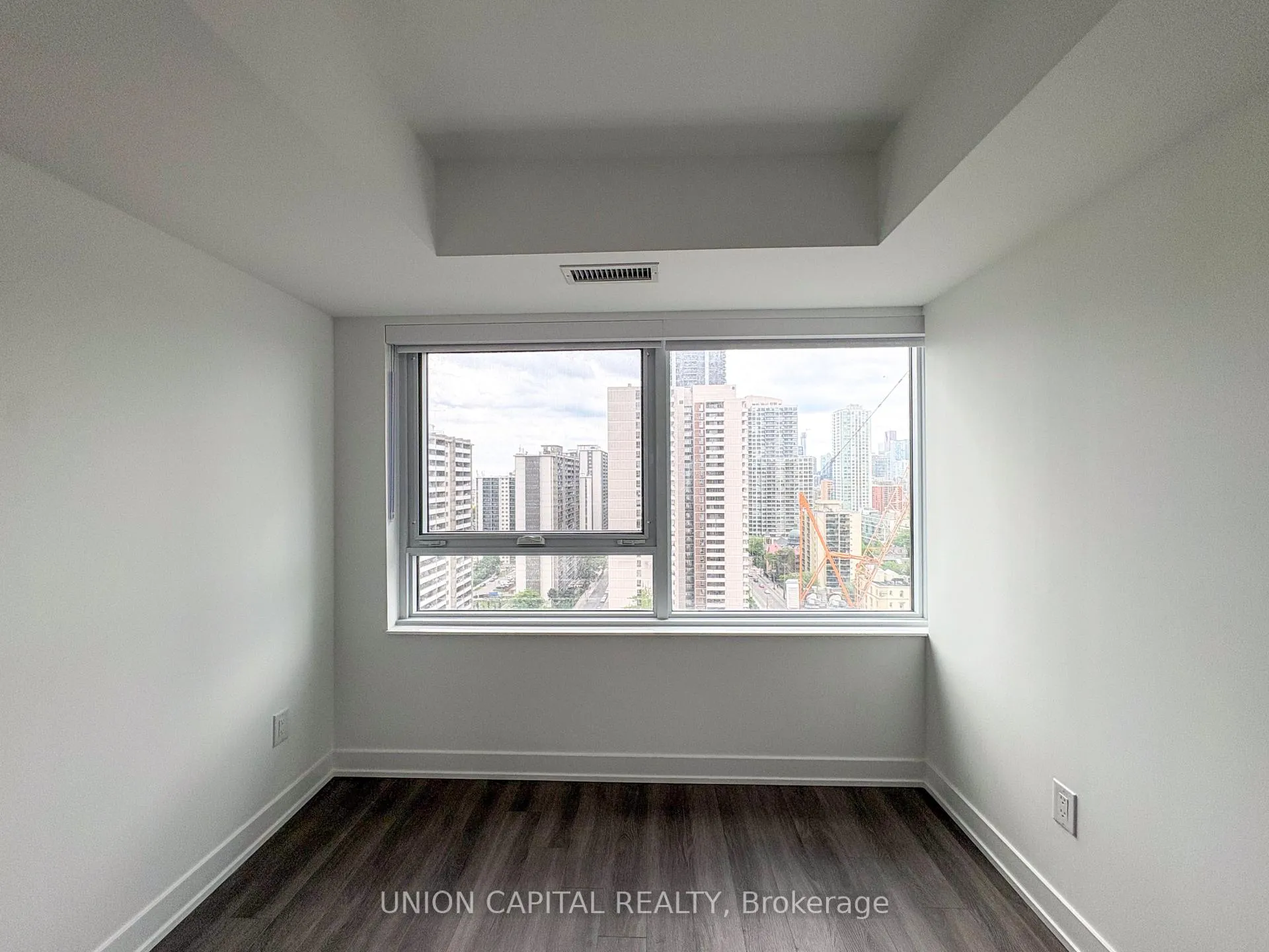 Photo 9 of Unit 1901, 609 Sherbourne Street, Toronto, North St. James Town — HOMEH